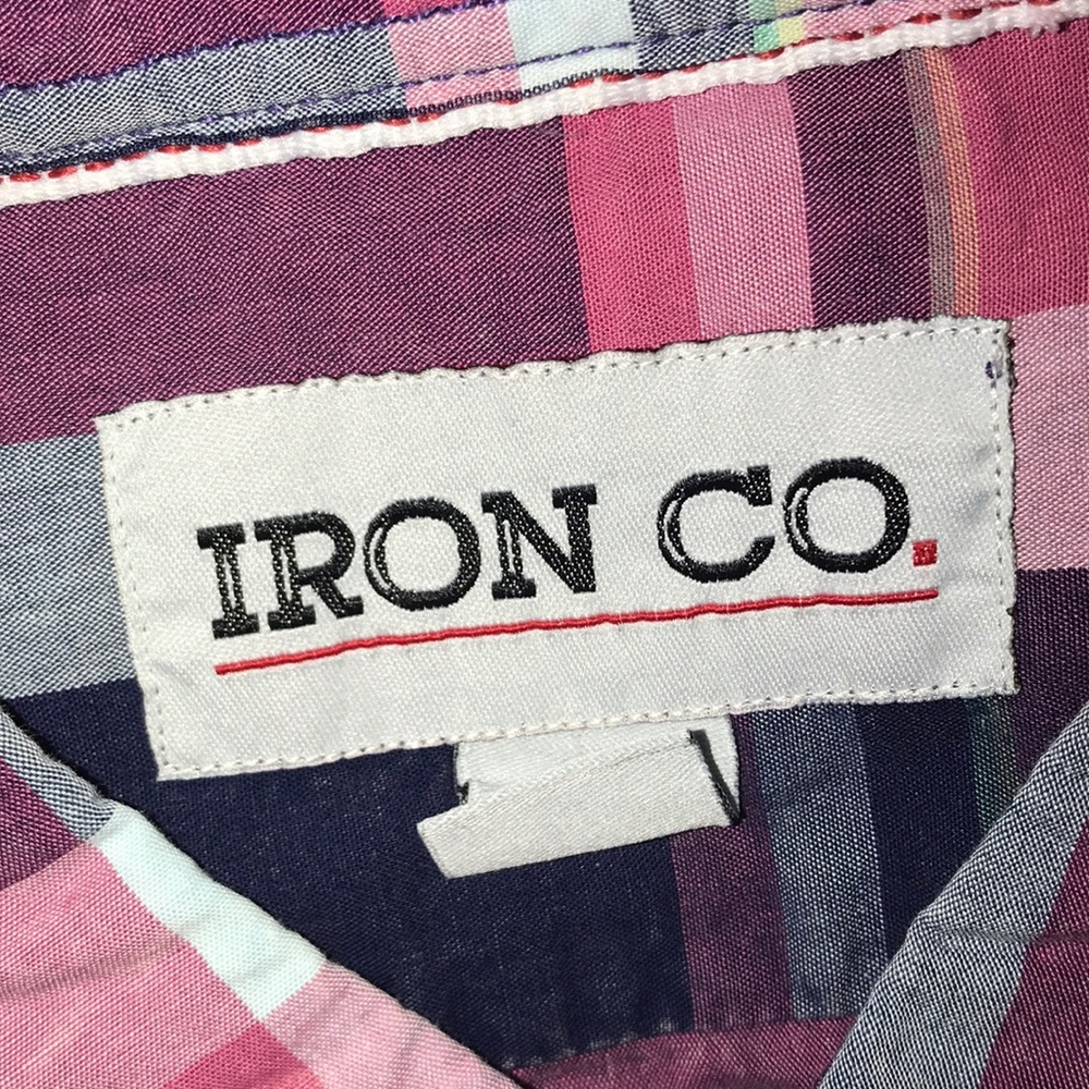 Button down - Picture 2 of 2